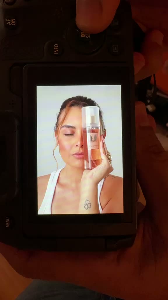K-Beauty — Modelo fotográfica · body splash